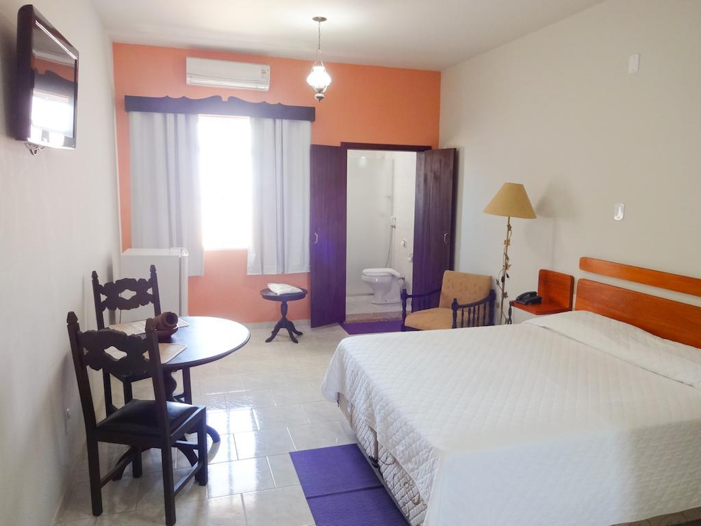 Hotel Colonial De Лорена Экстерьер фото